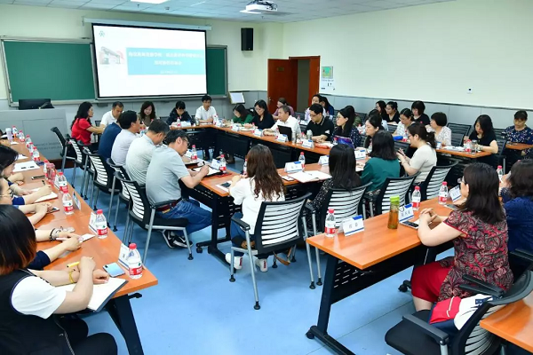 海淀延庆不仅学校结对手拉手，教研员也一一结对了！！